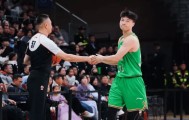 鄢手骐全场6投5中、三分3中3砍下15分2篮板3助攻2抢断